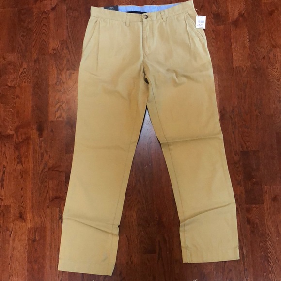 tommy hilfiger slim fit khaki pants
